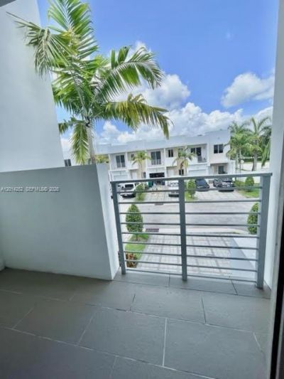 7187 NW 103 Path , Unit 7187, Miami, FL 33178 Photo