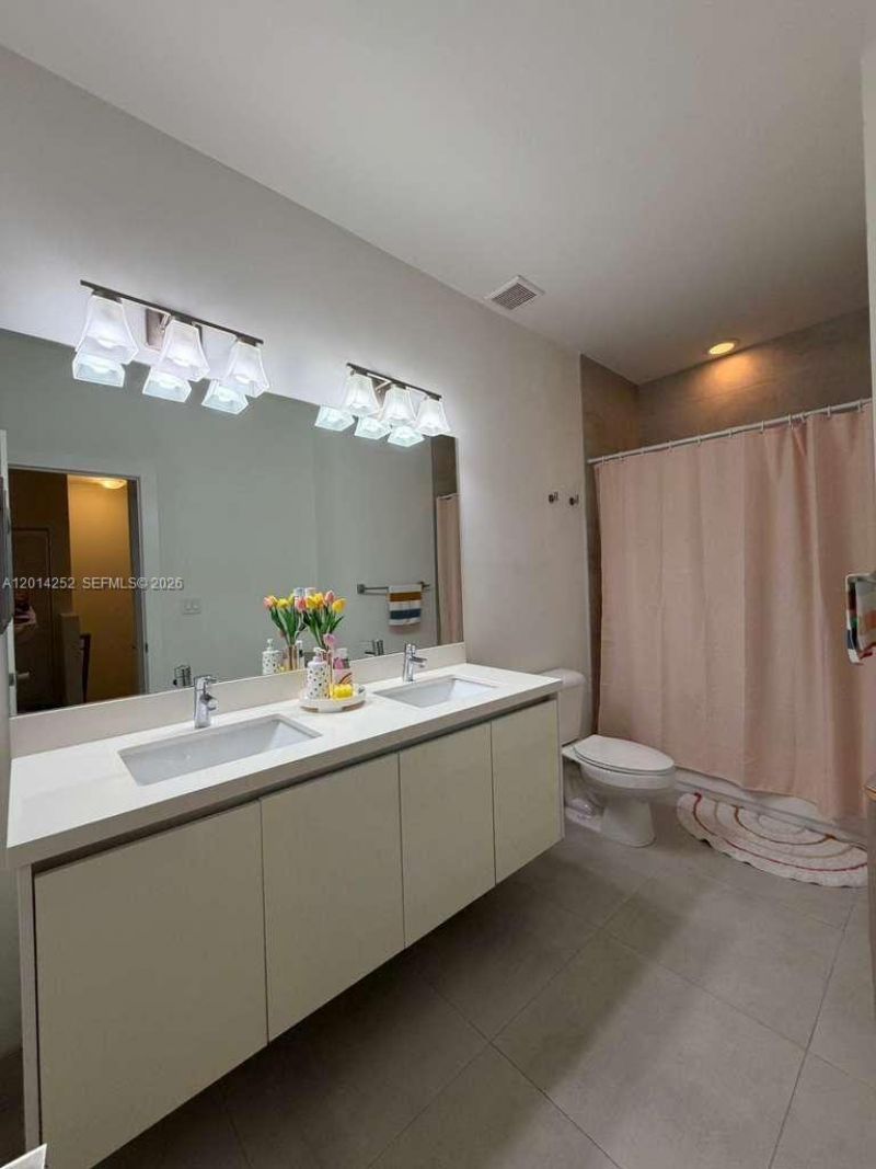 7187 NW 103 Path , Unit 7187, Miami, FL 33178 Photo