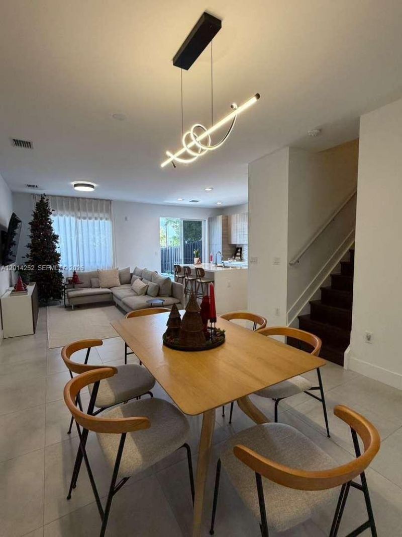 7187 NW 103 Path , Unit 7187, Miami, FL 33178 Photo