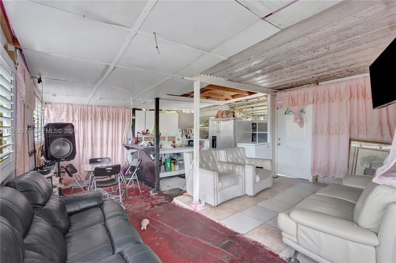 15803 NW 47th Ave , Miami Gardens, FL 33054 Photo