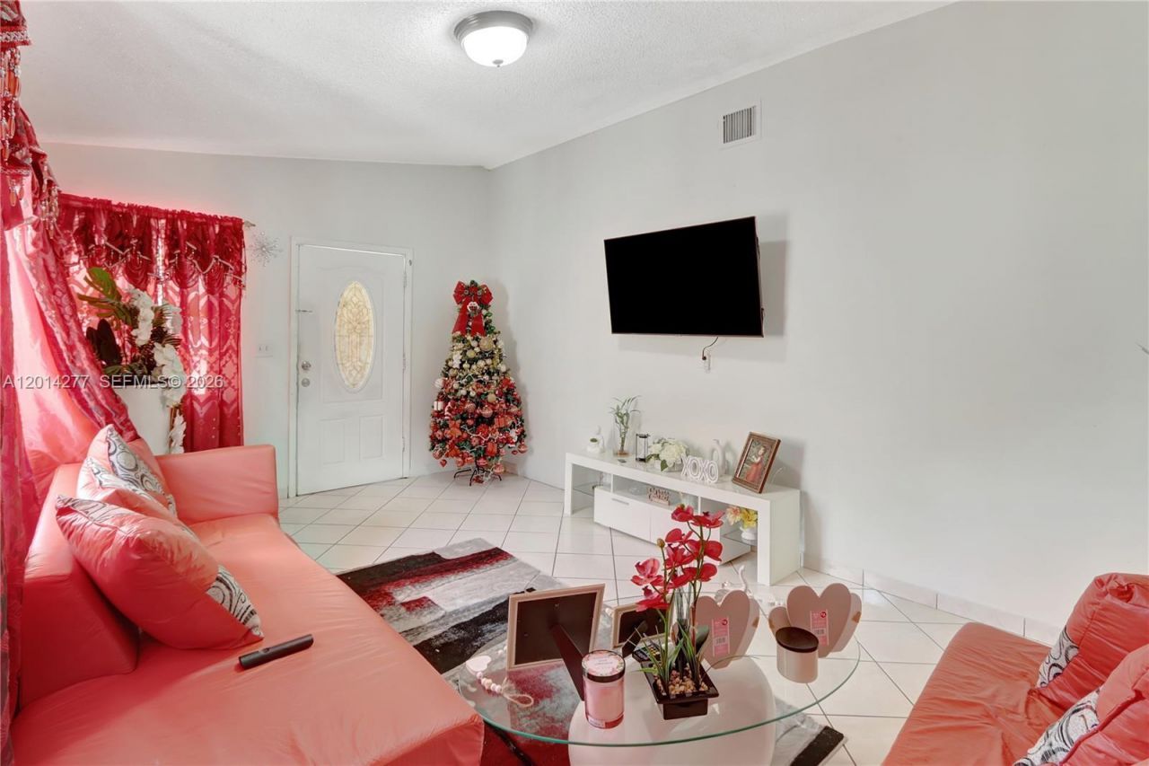 15803 NW 47th Ave , Miami Gardens, FL 33054 Photo