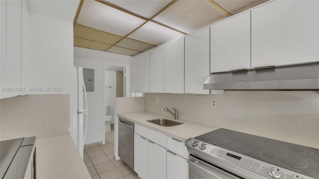 9390 W Flagler St, Unit 210A, Miami, FL 33174 Photo