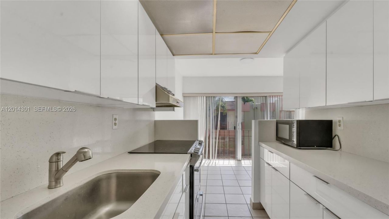 9390 W Flagler St, Unit 210A, Miami, FL 33174 Photo