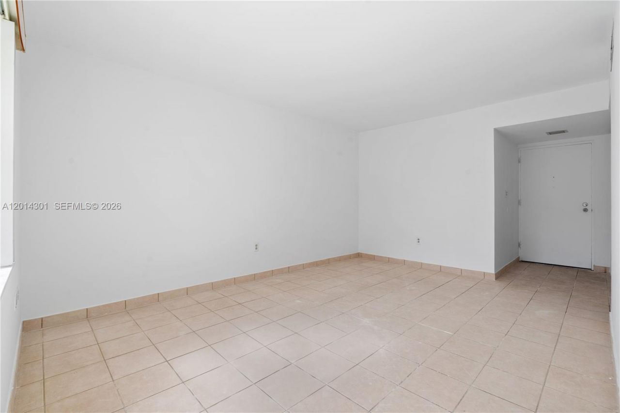 9390 W Flagler St, Unit 210A, Miami, FL 33174 Photo