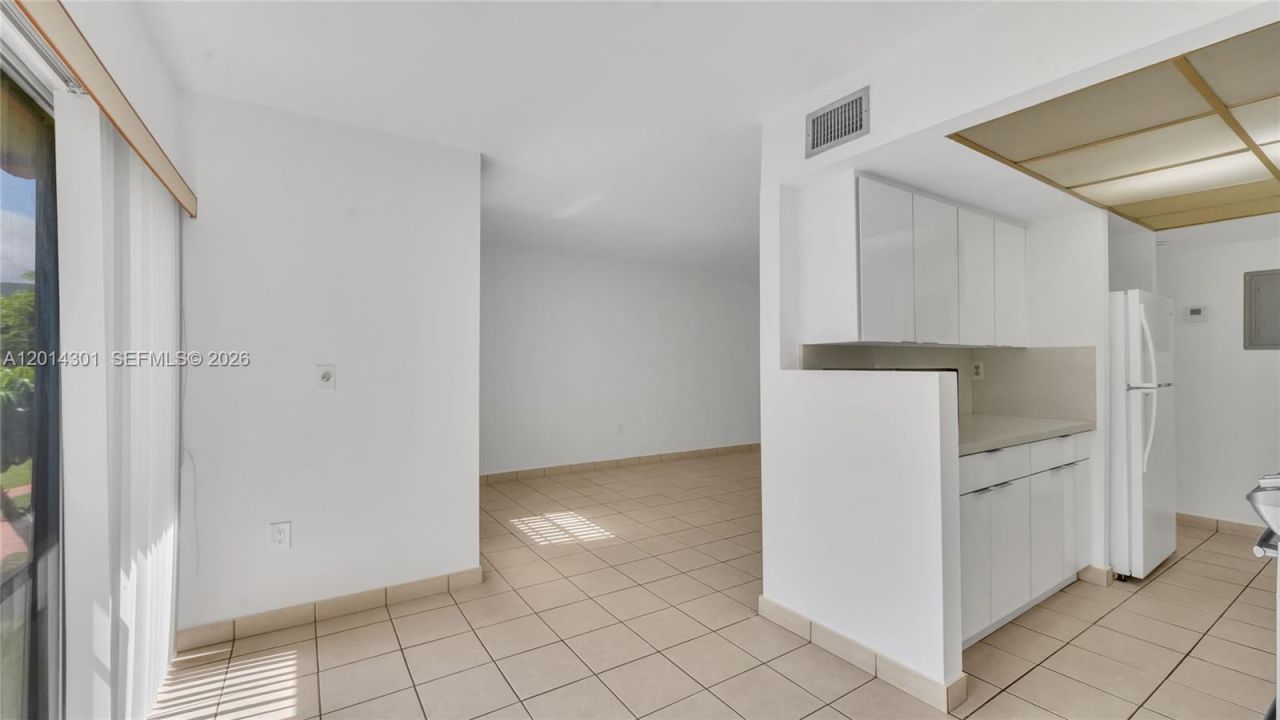 9390 W Flagler St, Unit 210A, Miami, FL 33174 Photo
