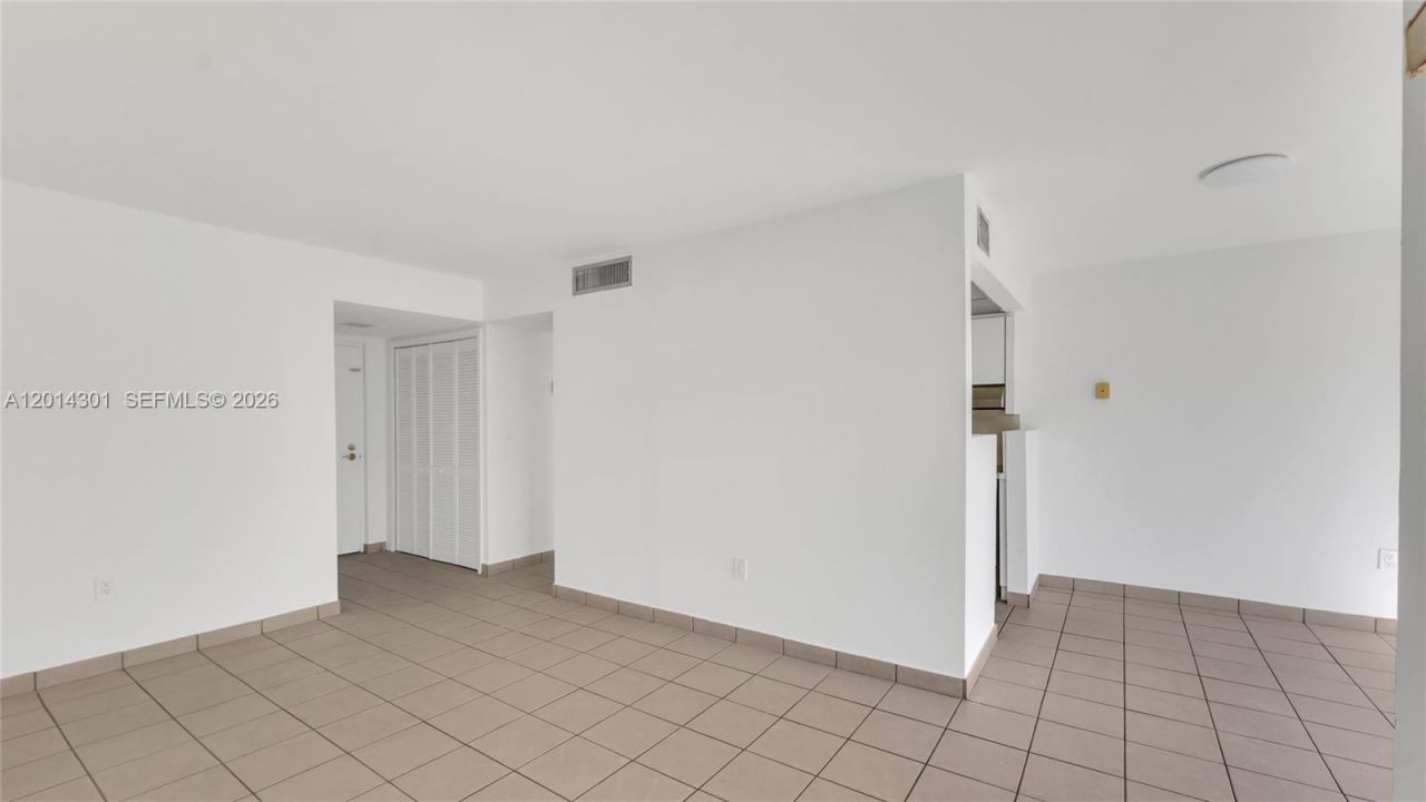 9390 W Flagler St, Unit 210A, Miami, FL 33174 Photo