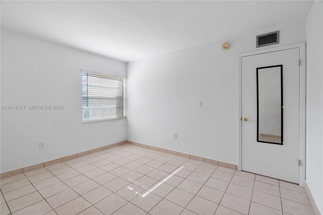 9390 W Flagler St, Unit 210A, Miami, FL 33174 Photo