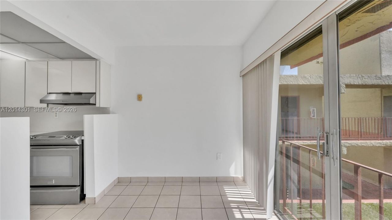 9390 W Flagler St, Unit 210A, Miami, FL 33174 Photo