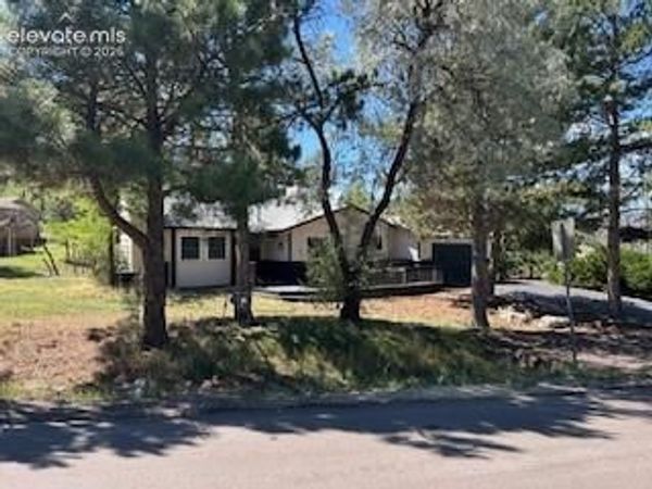 975 Tari Drive, Colorado Springs, CO 80921