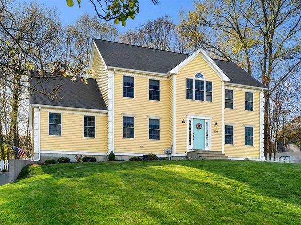270 Morgan Rd, Northbridge, MA 01588