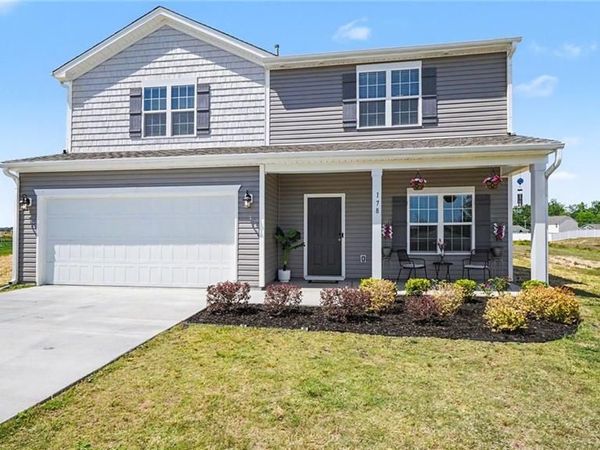 178 Wickham Court , Clemmons, NC 27012