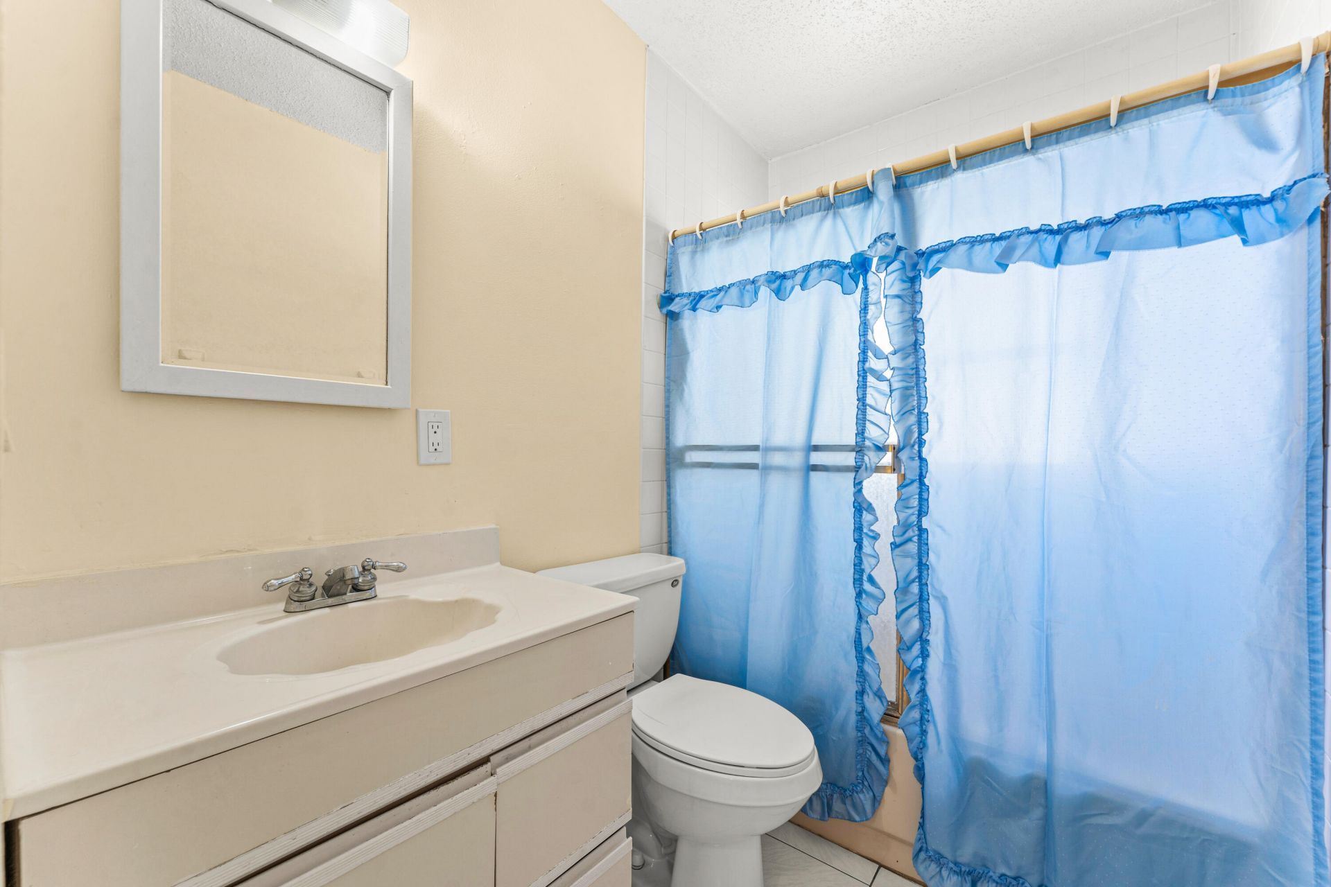 610 SW 10th Court, Deerfield Beach, FL 33441 Photo
