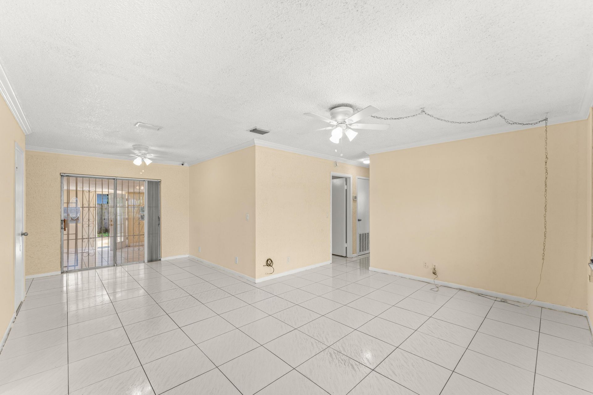 610 SW 10th Court, Deerfield Beach, FL 33441 Photo