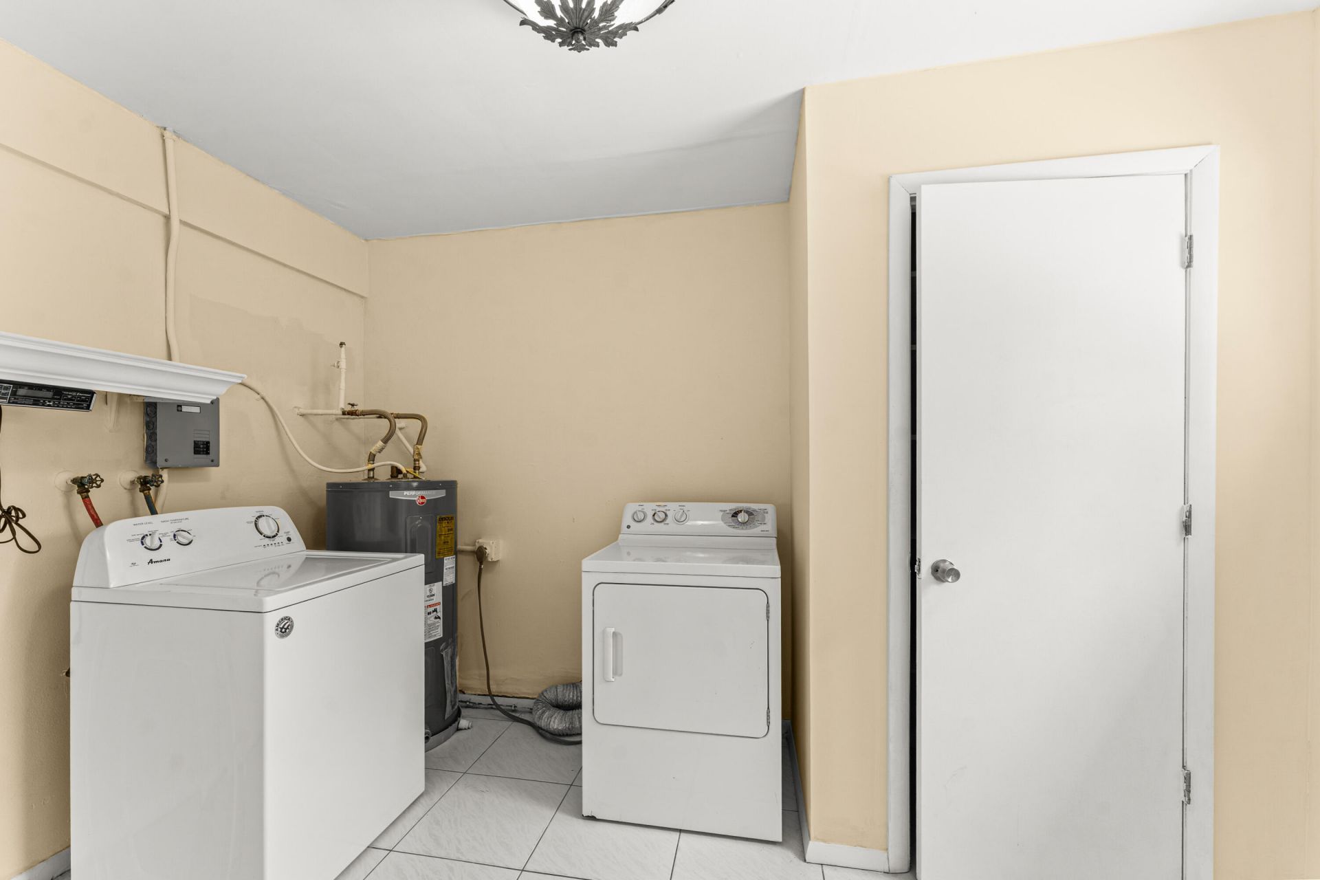 610 SW 10th Court, Deerfield Beach, FL 33441 Photo