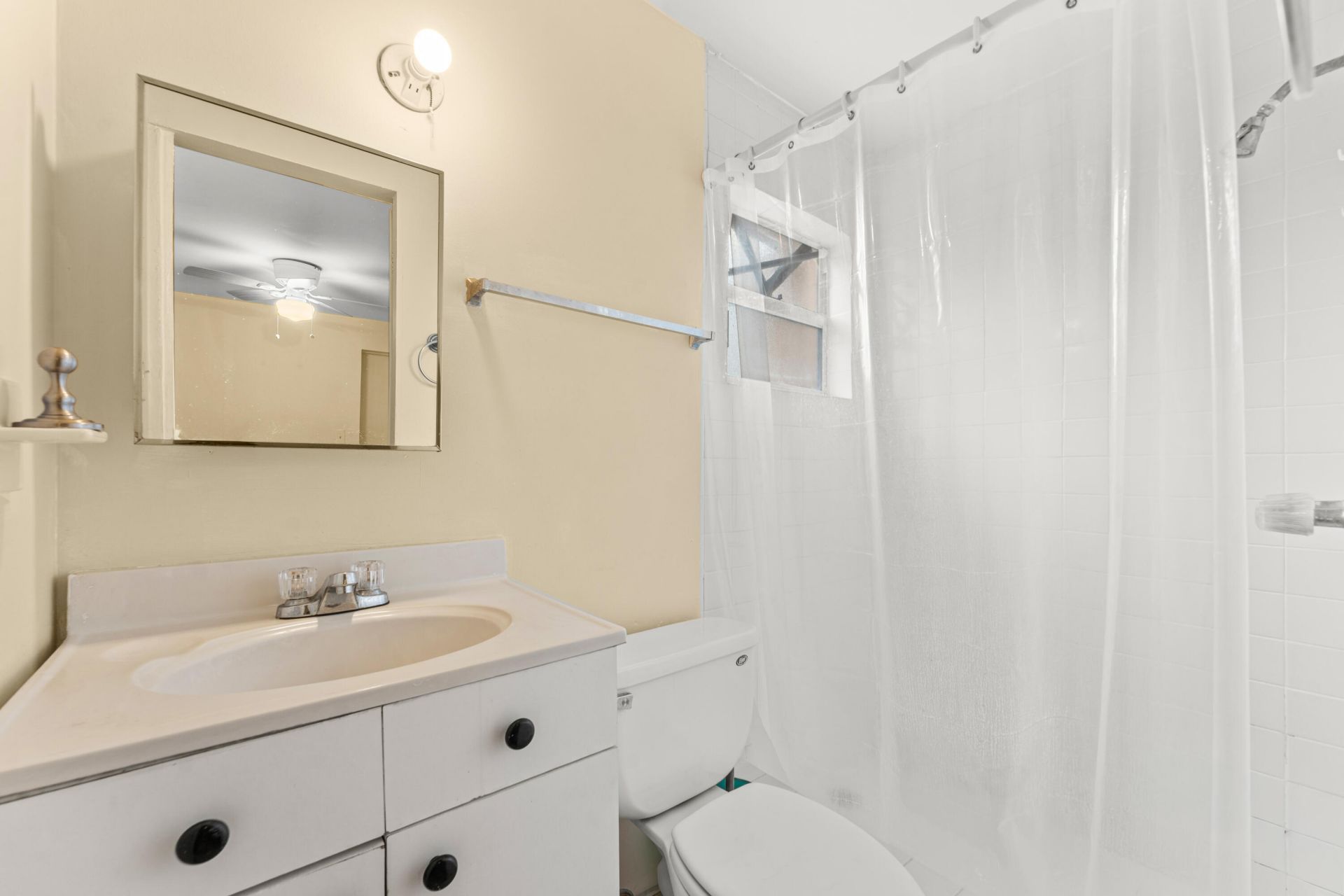 610 SW 10th Court, Deerfield Beach, FL 33441 Photo