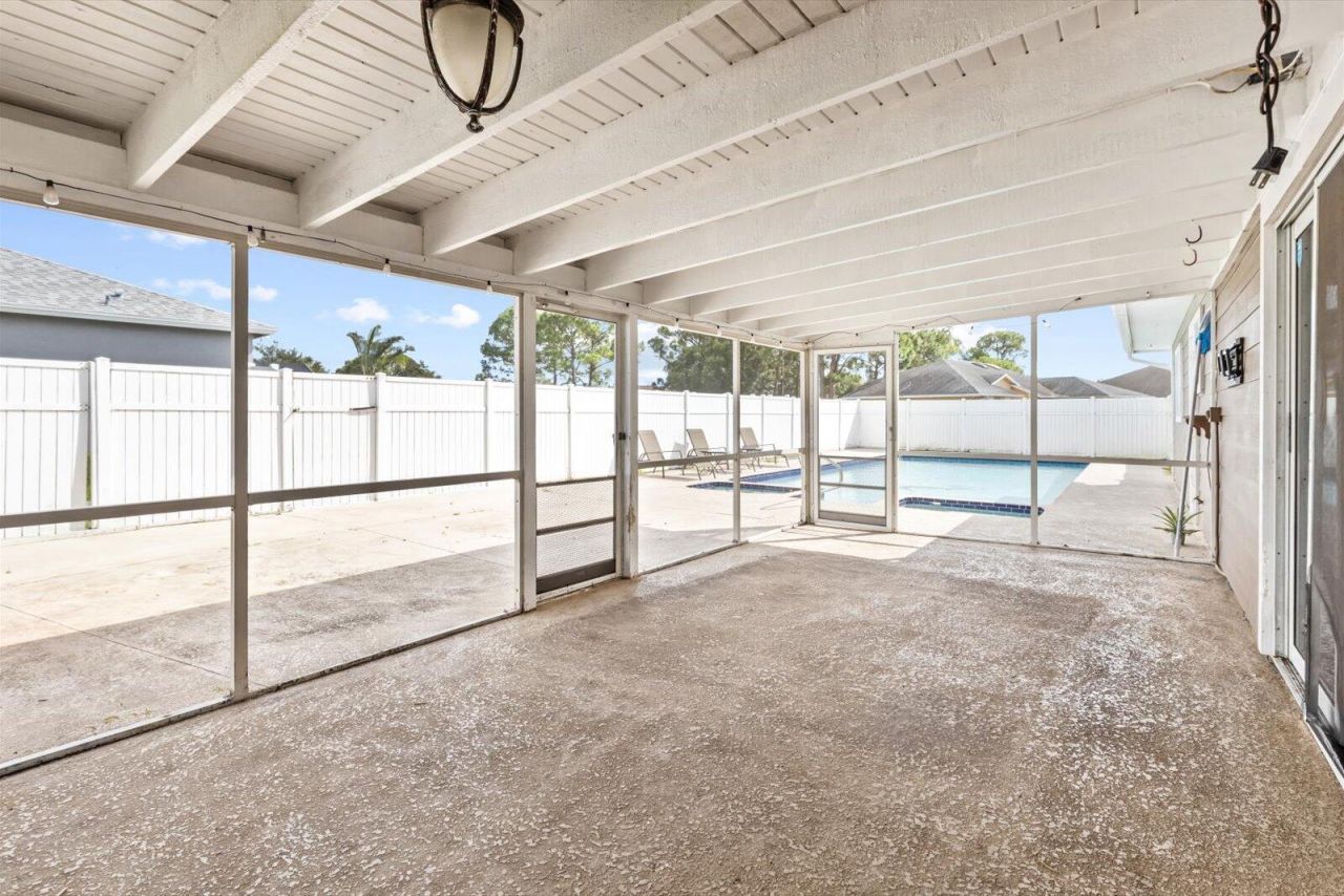 1297 SE Floresta Drive, Port Saint Lucie, FL 34983 Photo