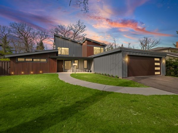 344 E Witchwood Lane , Lake Bluff, IL 60044