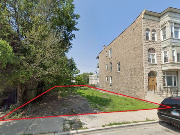 2722 W Gladys Street , Chicago, IL 60612