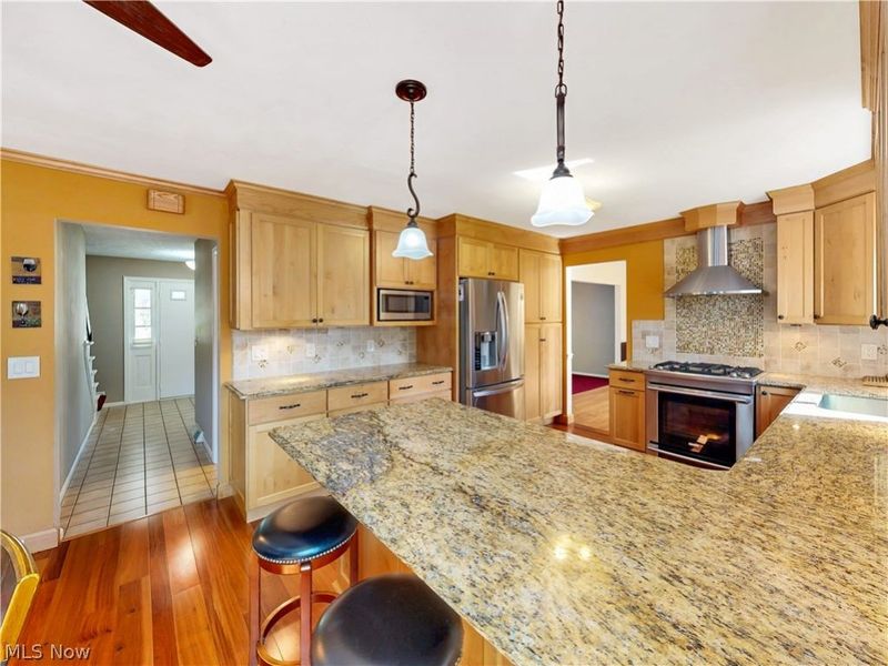 4788 Lindsey Lane, Richmond Heights, OH 44143 Photo 2