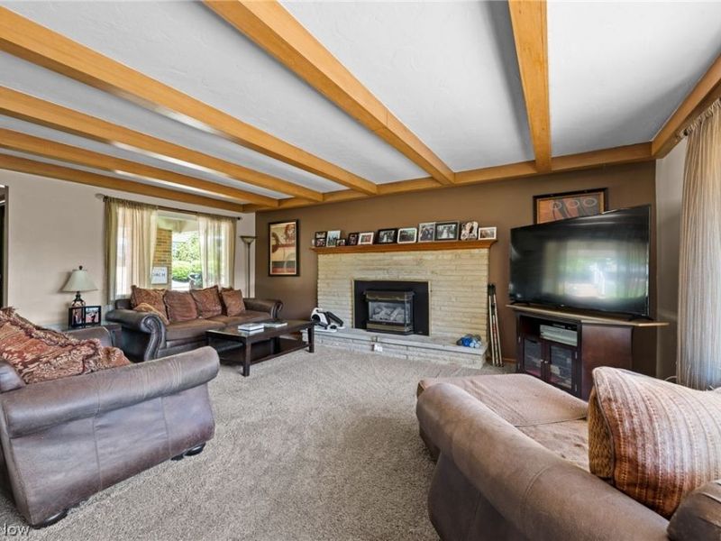 12977 W Pleasant Valley Road, Parma, OH 44130 Photo 9