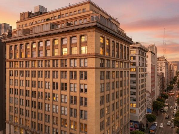 215 W 7th Street, Unit 602, Los Angeles, CA 90014