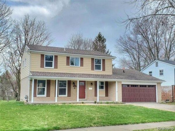 15596 NOLA Circle, Livonia, MI 48154