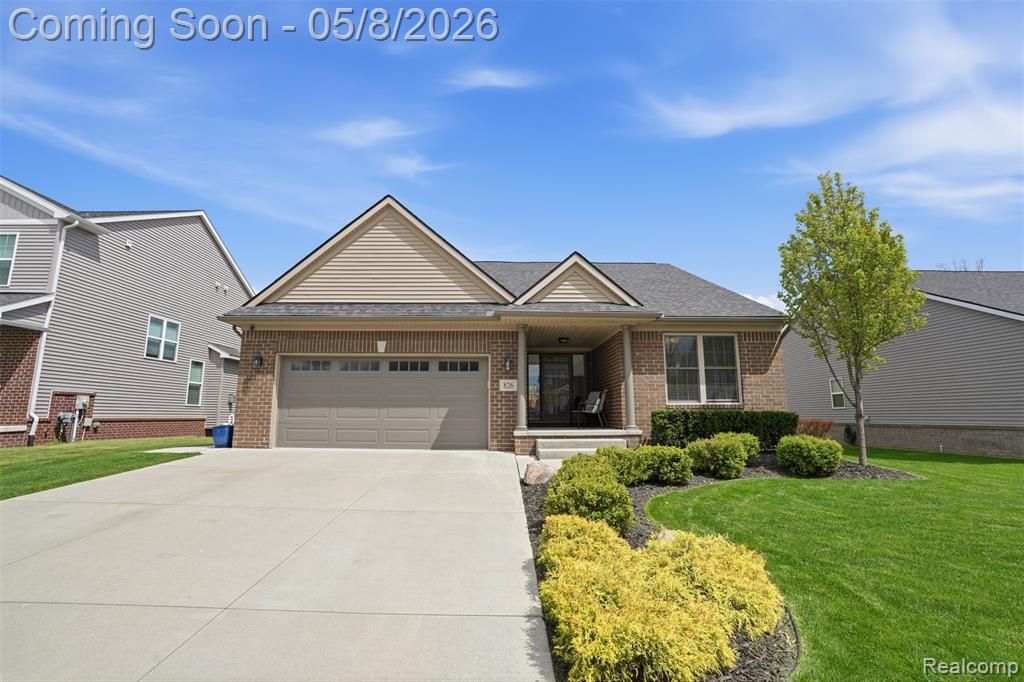 826 Kestrel Court, South Lyon, MI 48178 Main Photo