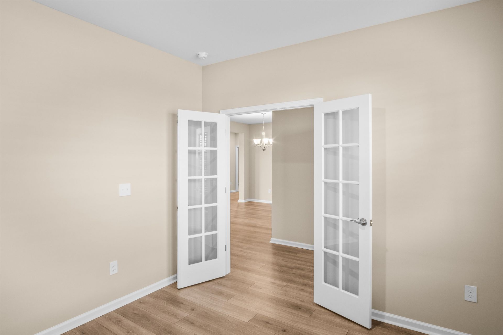 828 Big Cedar Dr. Photo 4