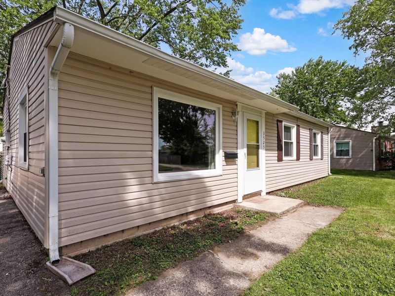 3525 Torrington Street, Hilliard, OH 43026 Photo 4