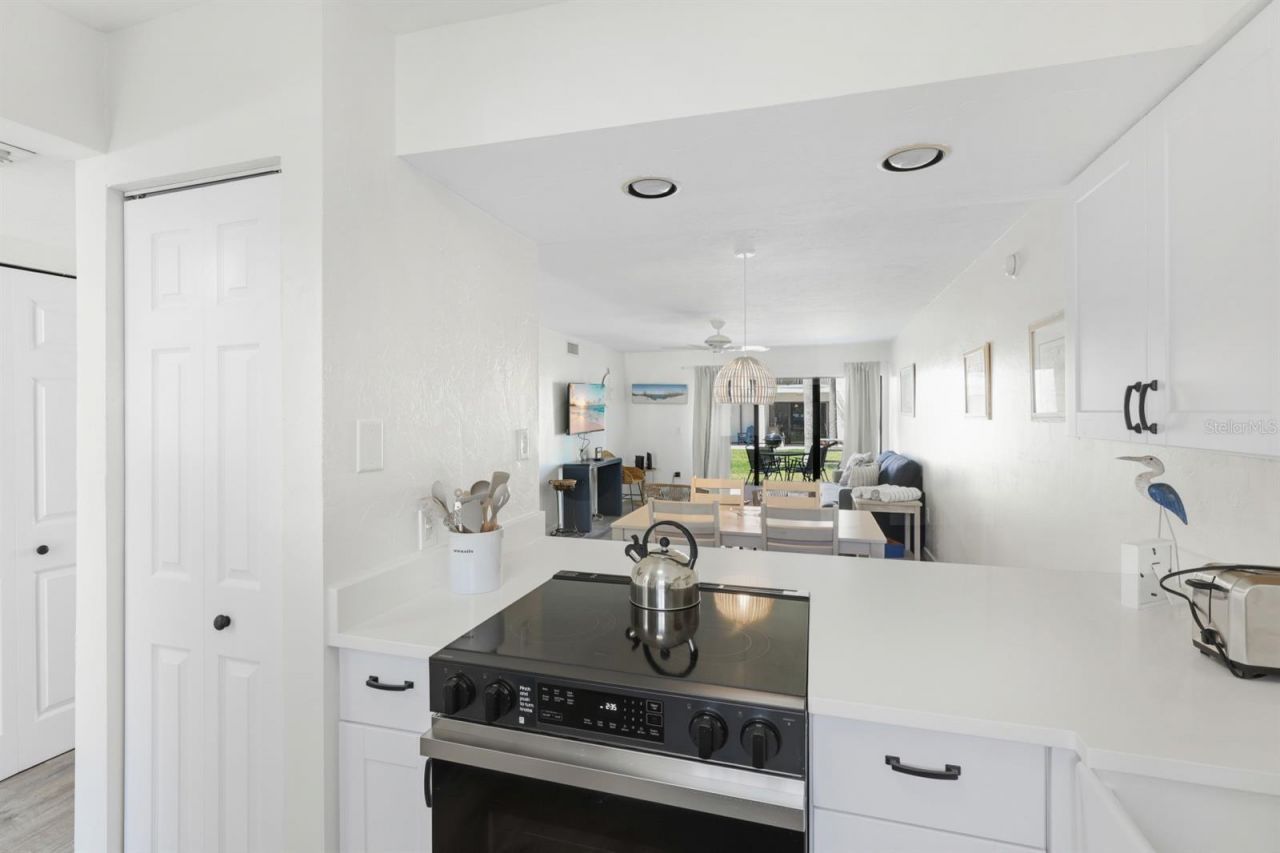 1801 Gulf Drive N, Unit 184, Bradenton Beach, FL 34217 Photo