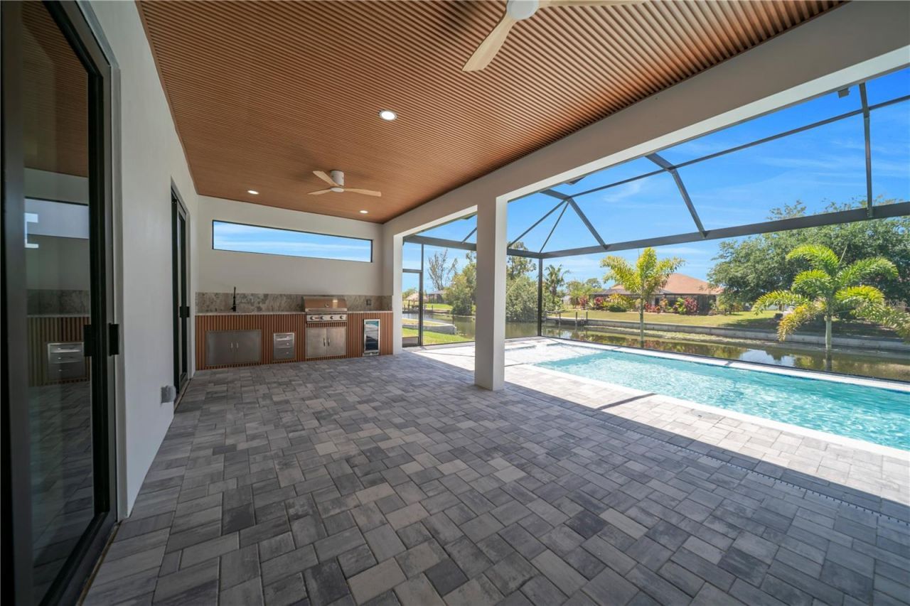 1114 SW 8th Pl , Cape Coral, FL 33991 Photo
