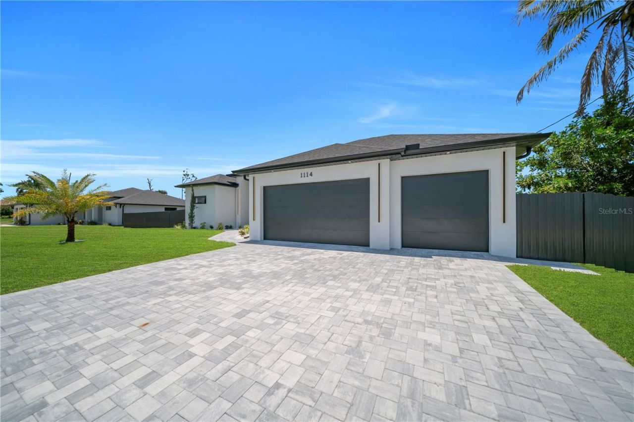 1114 SW 8th Pl , Cape Coral, FL 33991 Photo