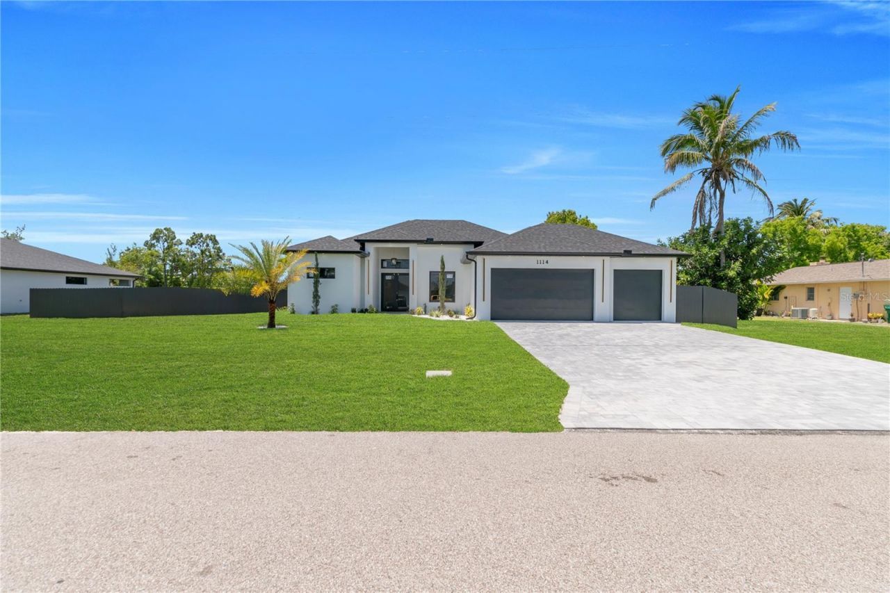1114 SW 8th Pl , Cape Coral, FL 33991 Photo