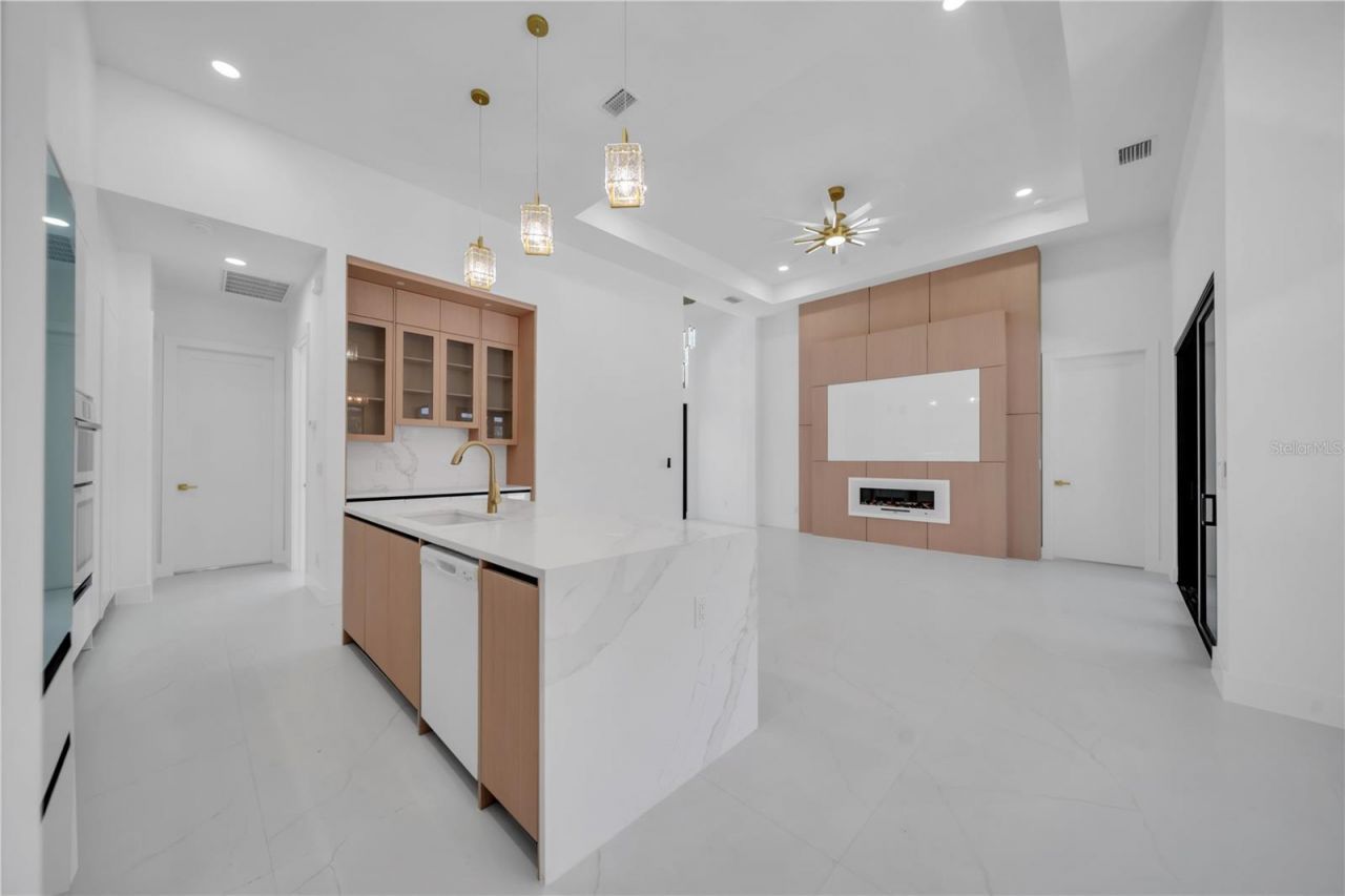 1114 SW 8th Pl , Cape Coral, FL 33991 Photo