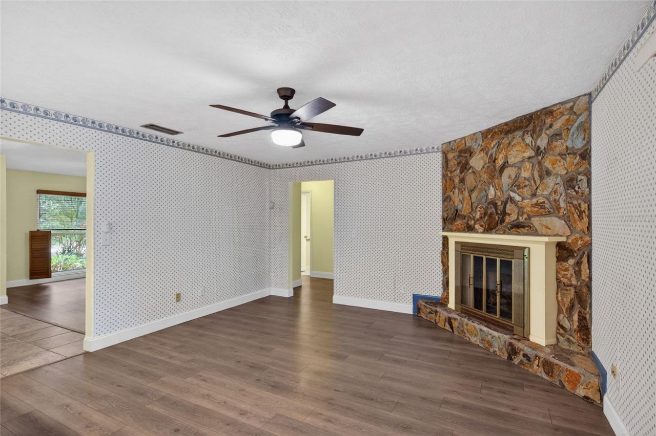 901 W River Drive, Temple Terrace, FL 33617 Photo