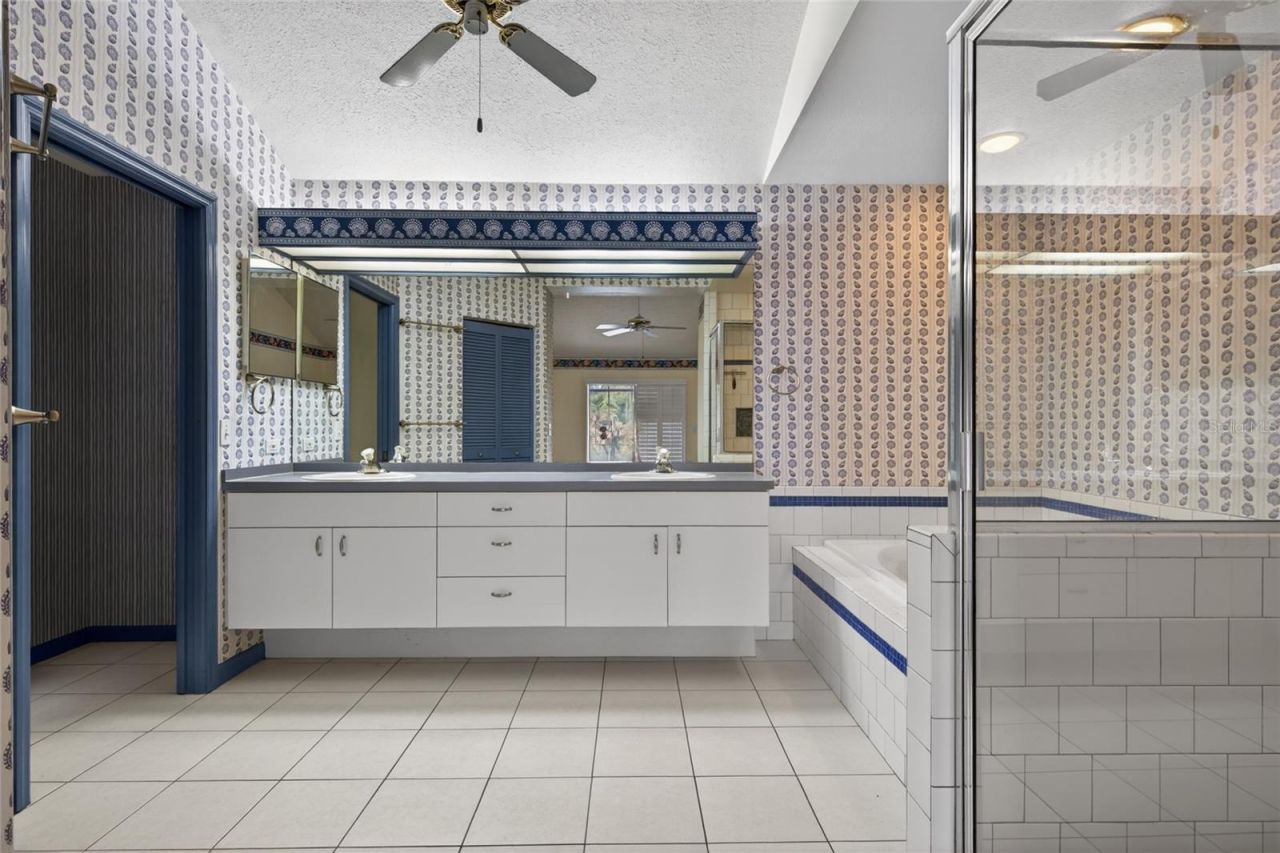 901 W River Drive, Temple Terrace, FL 33617 Photo