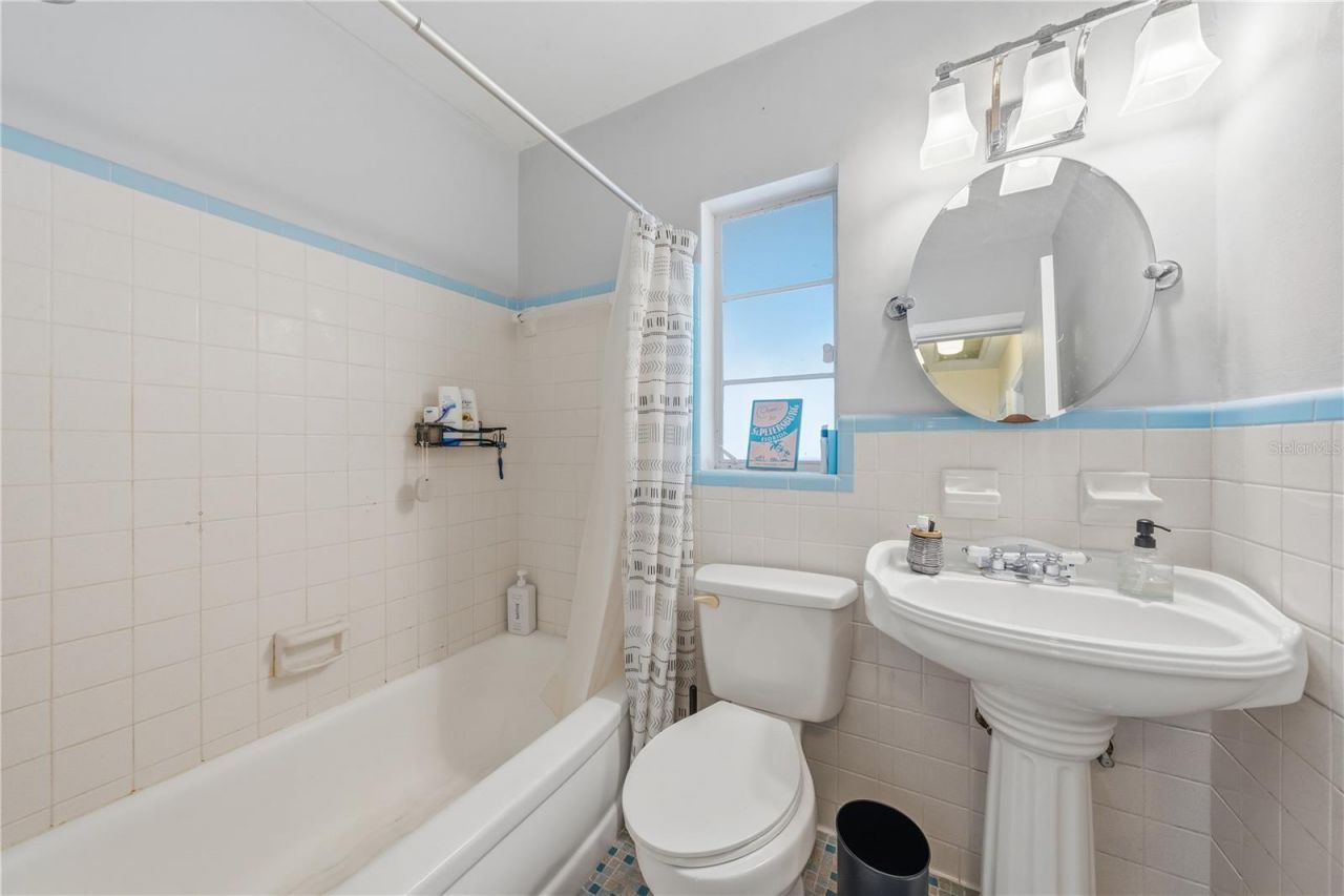 5136 4th Avenue N, Saint Petersburg, FL 33710 Photo