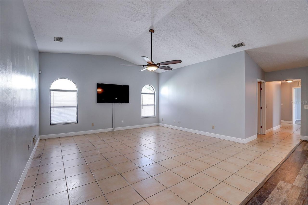 1418 Buckner Road, Valrico, FL 33596 Photo
