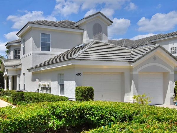 606 GRASSLANDS VILLAGE CIRCLE, LAKELAND, FL 33803