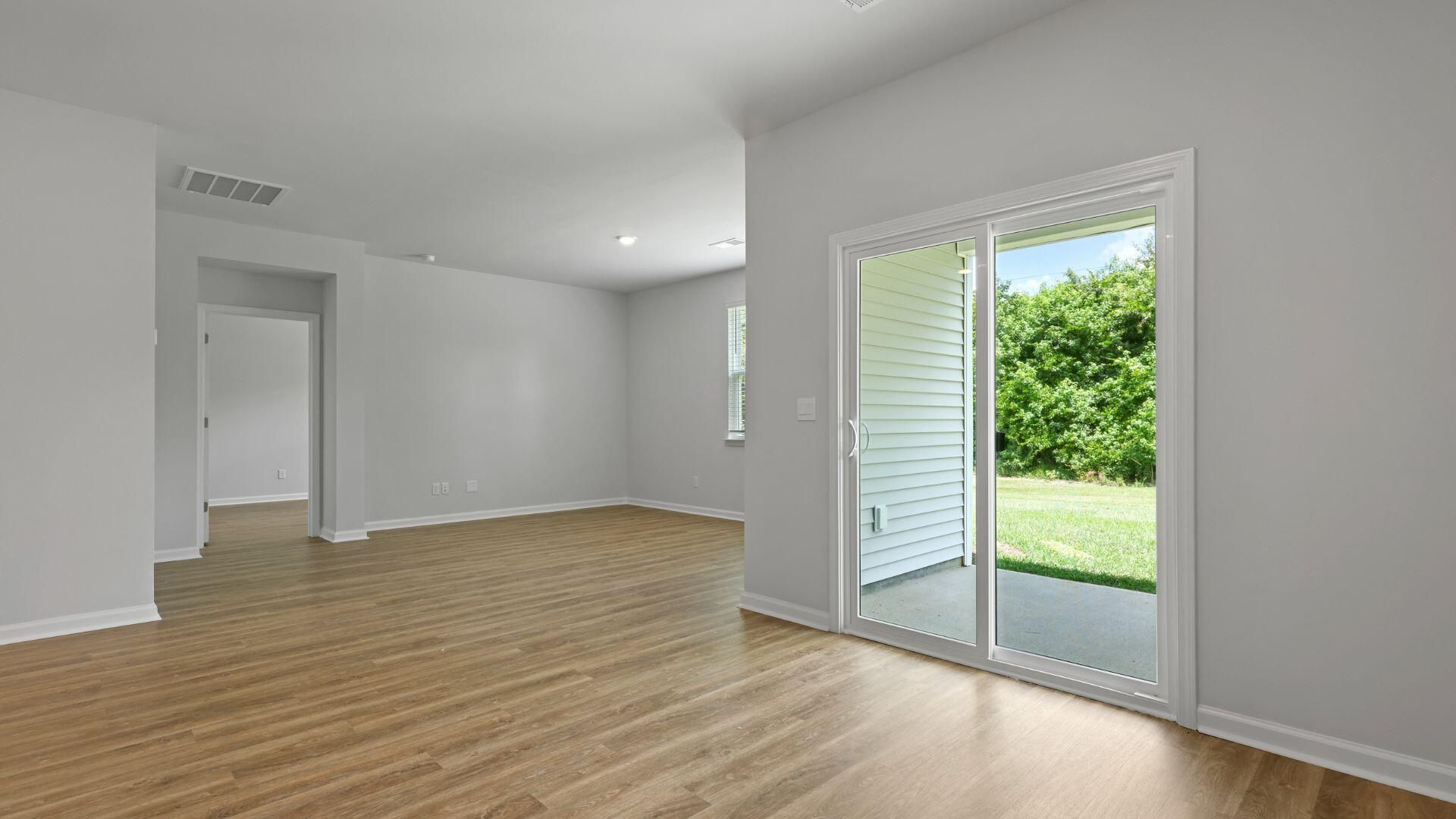 1035 Laurel Oaks Drive Photo 14