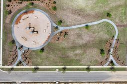 1035 Laurel Oaks Drive photo 4