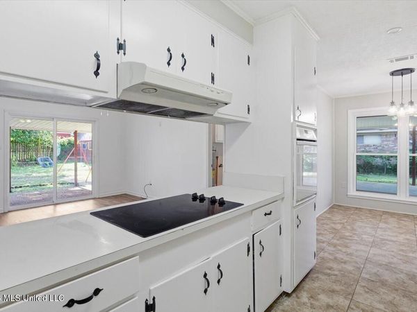256 Cloverdale Place, Pearl, MS 39208