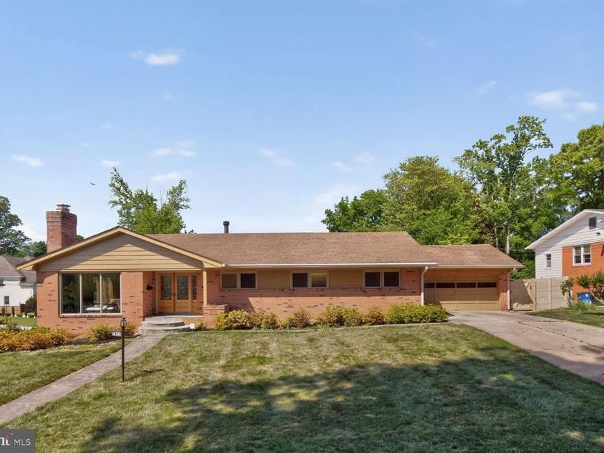5800 Plainview Road, Bethesda, MD 20817 Main Photo