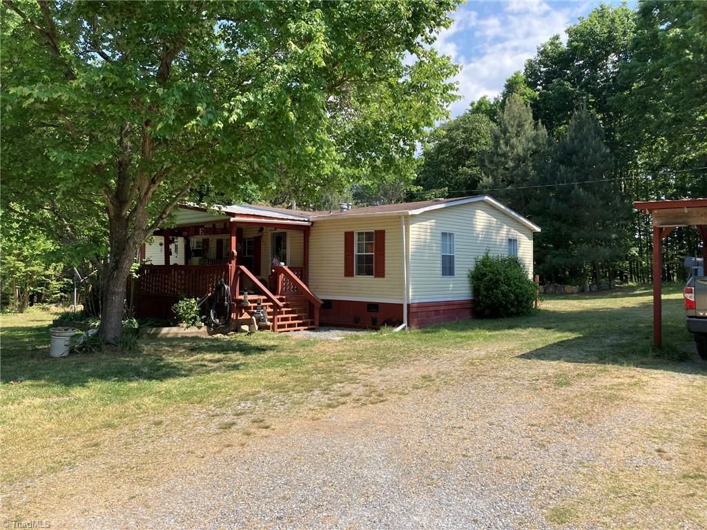 2451 Mountain View Road, Asheboro, NC 27205 Main Photo