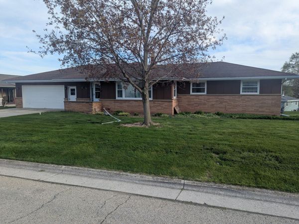 103 E Prospect St, Plymouth, WI 53073
