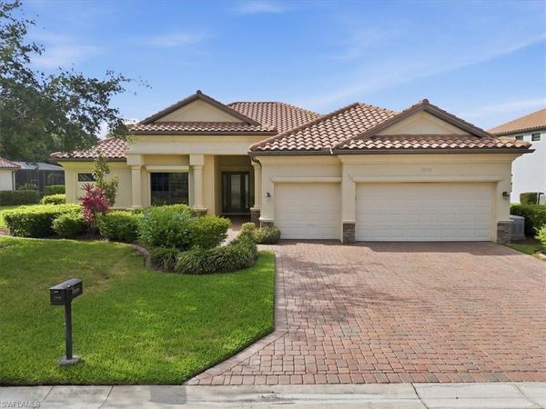 12526 Fairmont DR , FORT MYERS, FL 33913