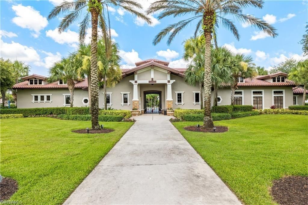 12526 Fairmont Dr, Fort Myers, FL 33913 Photo