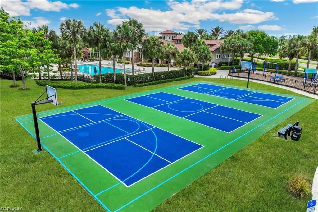 12526 Fairmont Dr, Fort Myers, FL 33913 Photo