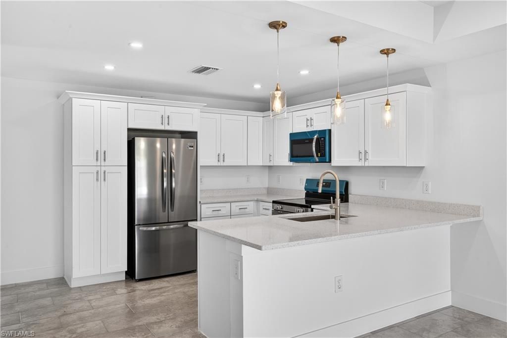 4686-4688 Golfview Blvd , Lehigh Acres, FL 33973 Photo