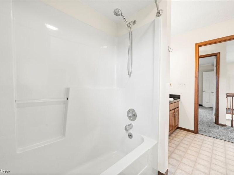 6949 N Renwood Road, Independence, OH 44131 Photo 37